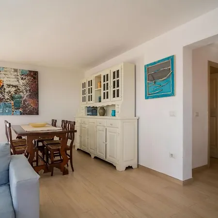 Emerald Seaview & Pool Holiday home Porto Cervo