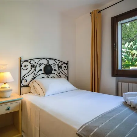 Emerald Seaview & Pool Tatil Evi Porto Cervo