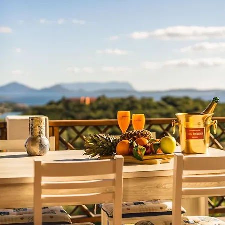 Emerald Seaview & Pool Porto Cervo